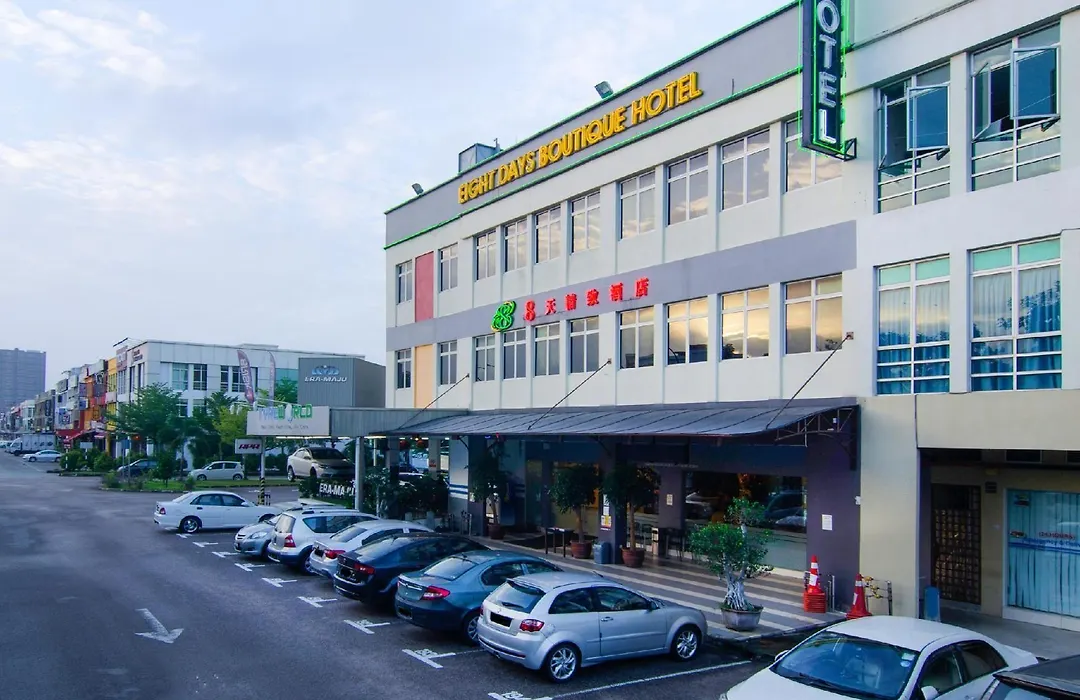 Eight Days Boutique Hotel @ Mount Austin-1