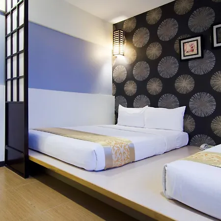 Eight Days Boutique Hotel @ Mount Austin-3